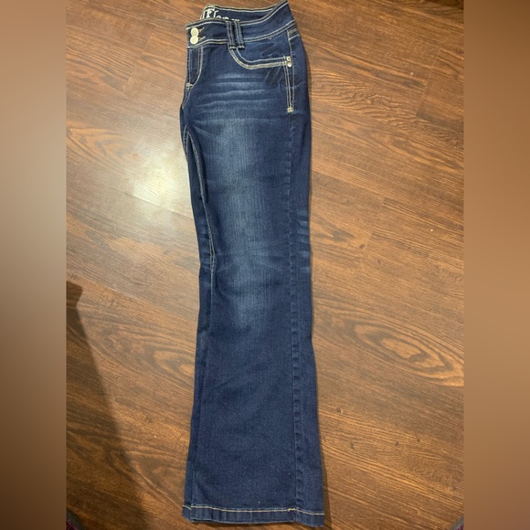 💘2 for $20💘Western Wallflower Bootcut Denim mid rise Jeans - Picture 5 of 9